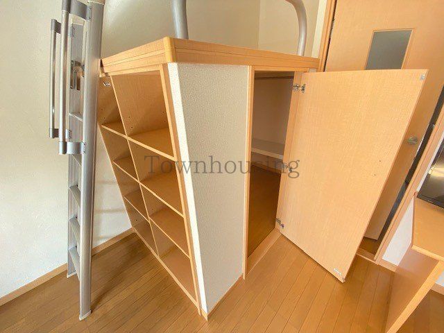 収納　現況を優先　1Fフローリング2F以上カーペット