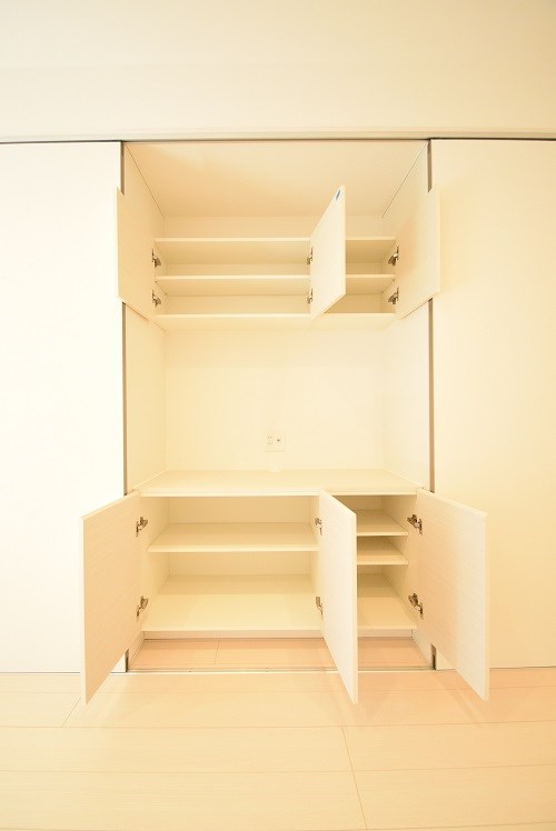 収納　収納　テレビ台