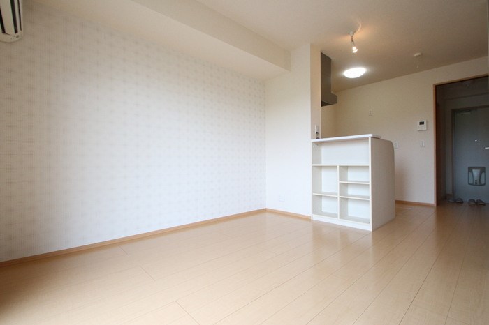 居室・リビング　・別号室参考写真