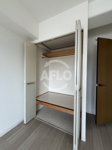 収納　JMRレジデンス新大阪　クローゼット