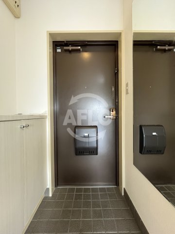 玄関　JMRレジデンス新大阪　玄関