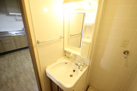 洗面設備　※別部屋の写真です