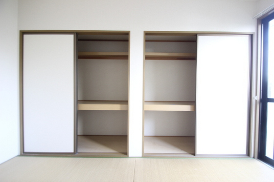 収納　※別部屋の写真です