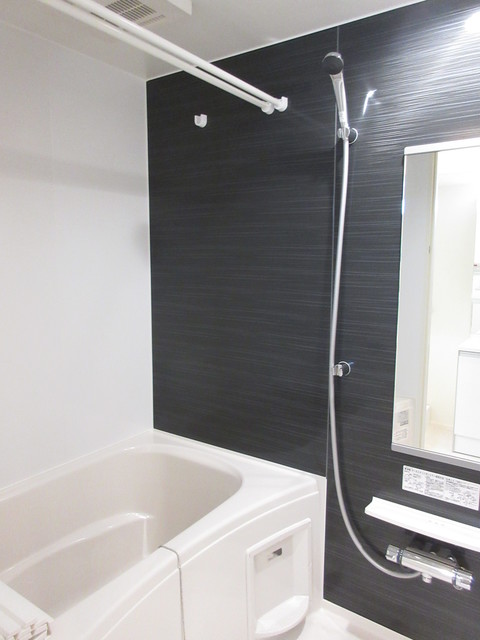 バス・シャワールーム　★追い焚き＆浴室乾燥機完備★