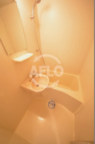 バス・シャワールーム　CITY　SPIRE上本町　浴室