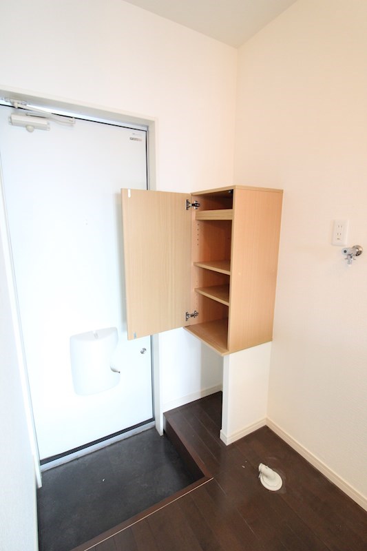 玄関　別部屋参考画像