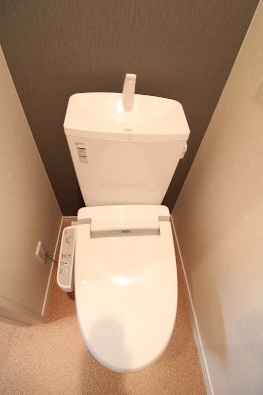 トイレ　別部屋参考画像