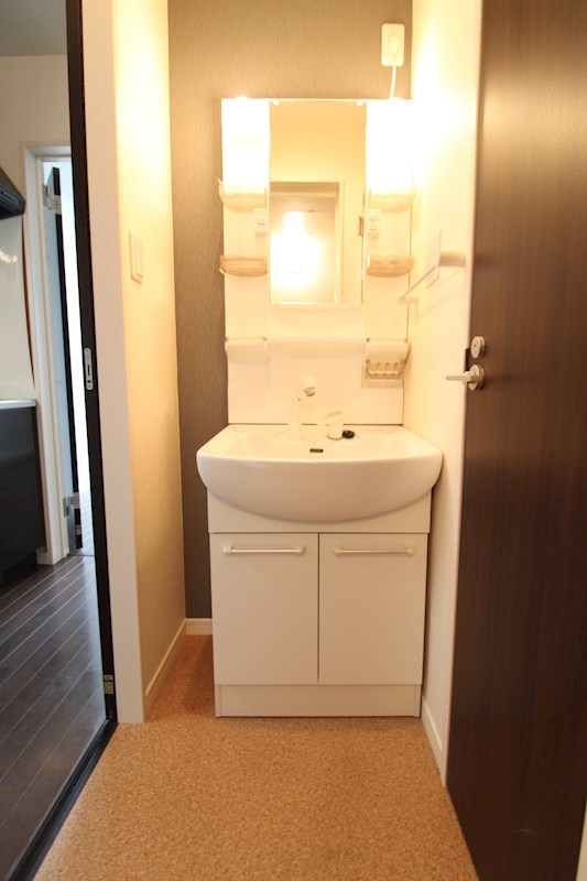 洗面設備　別部屋参考画像