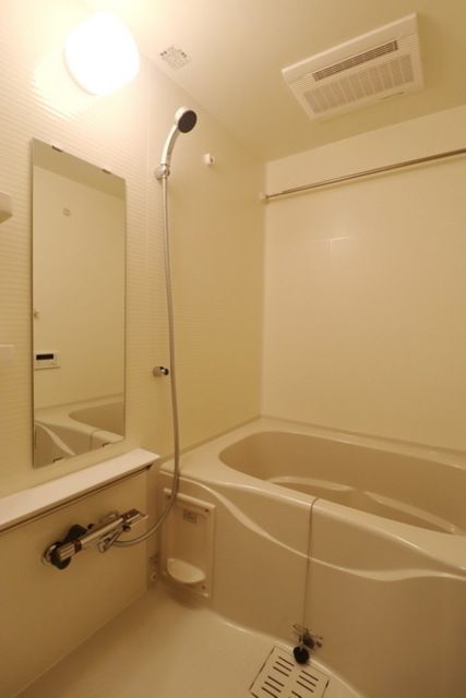 バス・シャワールーム　★お問い合わせはタウンハウジングまで★