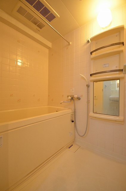 バス・シャワールーム　別号室の写真です