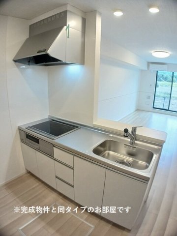 キッチン　コンパクトなキッチンで掃除もラクラク