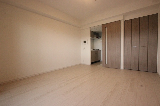 居室・リビング　別号室写真