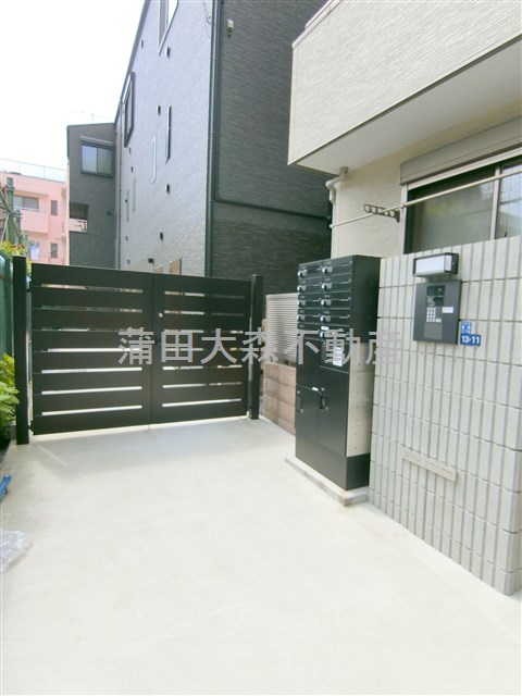 エントランス　オートロック　防犯カメラ