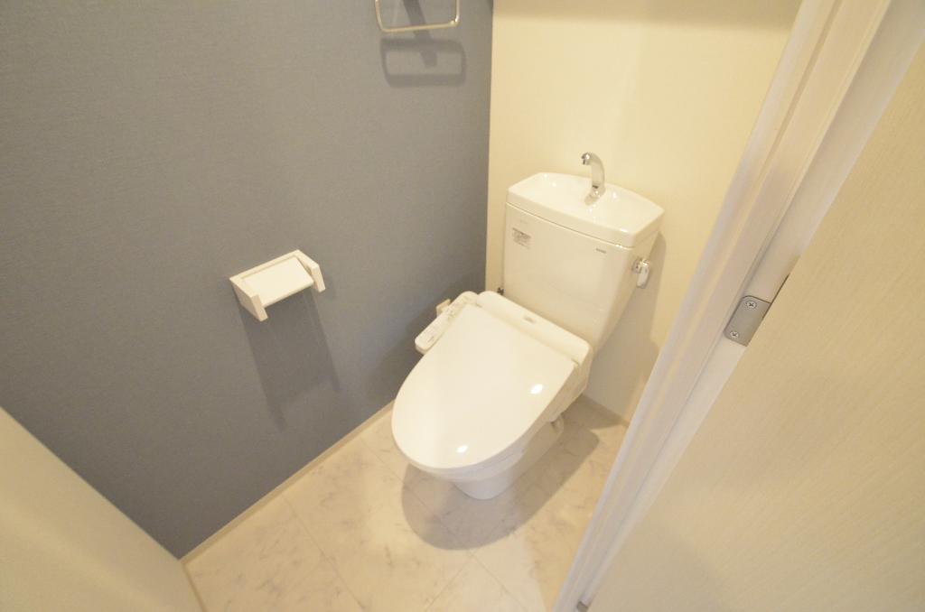 トイレ　シャワー付トイレ