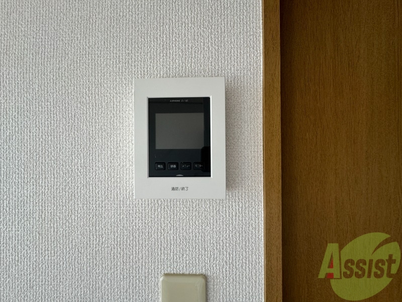 その他設備　インターホンはモニタ*付き。来客があった時に安心ですね。