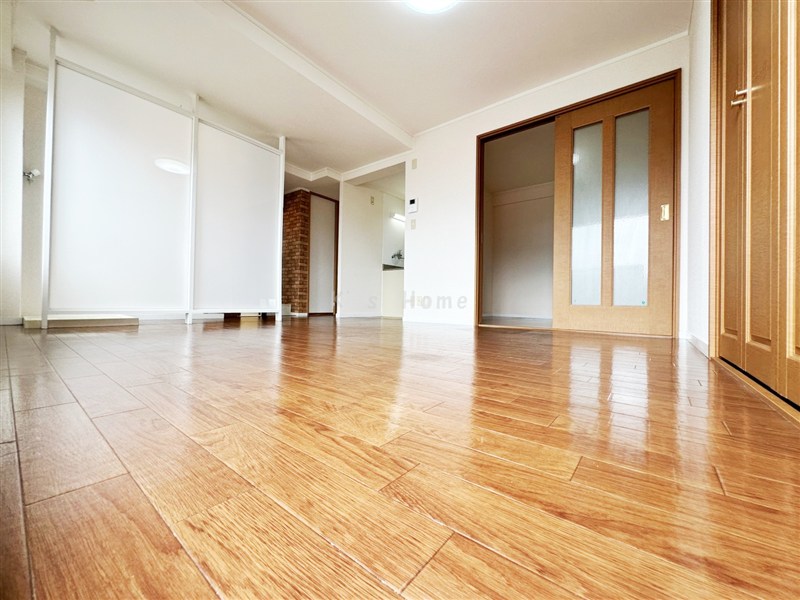 居室・リビング　【スーパー】コープミニ南甲子園店まで232ｍ