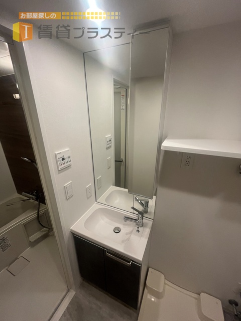 洗面設備　毎日使いますよね…独立洗面台。