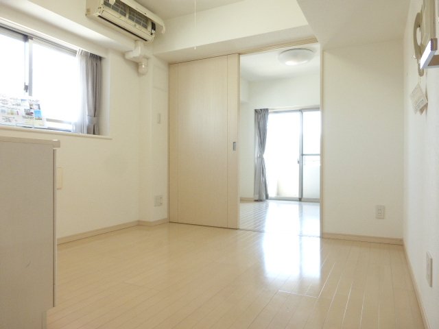 居室・リビング　居室