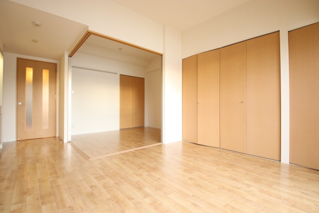 居室・リビング　※別室の参考写真の為、現況優先です。