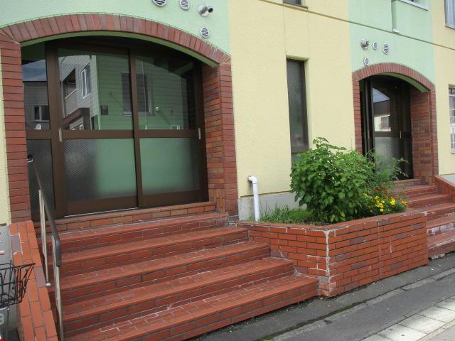 エントランス　エントランス部分