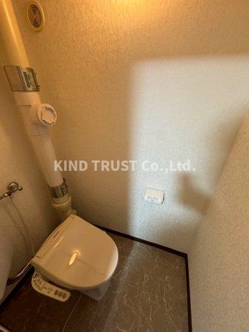 トイレ　落ち着いたトイレです