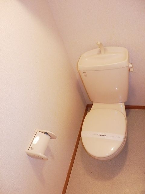 トイレ　清潔感あるお手洗いです。