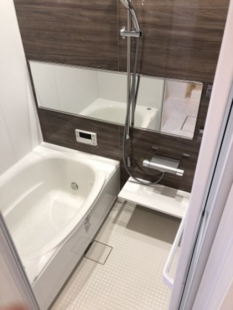 バス・シャワールーム