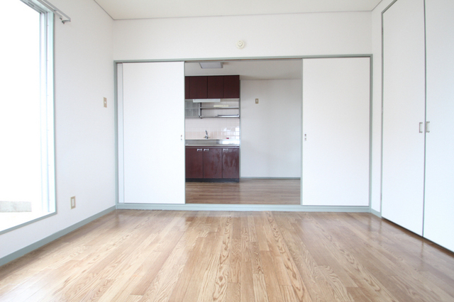 居室・リビング　※別室の参考写真の為、現況優先です。