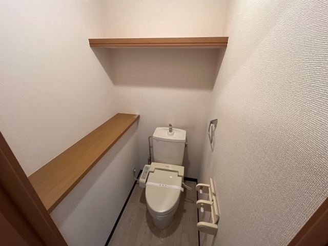 トイレ　シャワー付トイレ