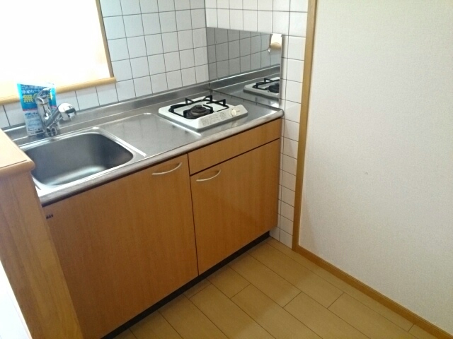 キッチン　同物件、類似間取りのイメージ写真です