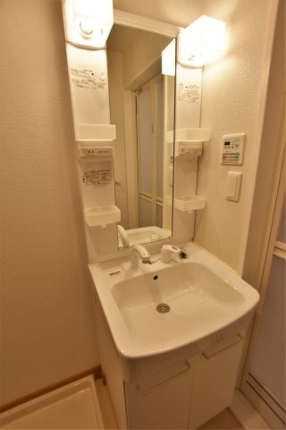 洗面設備　同物件、類似間取りのイメージ写真です