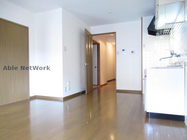 居室・リビング　※同物件、別部屋の写真です