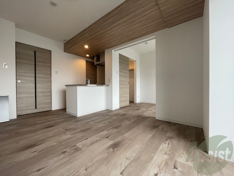 居室・リビング　広くてきれいなリビングです！快適に過ごせそうですね。