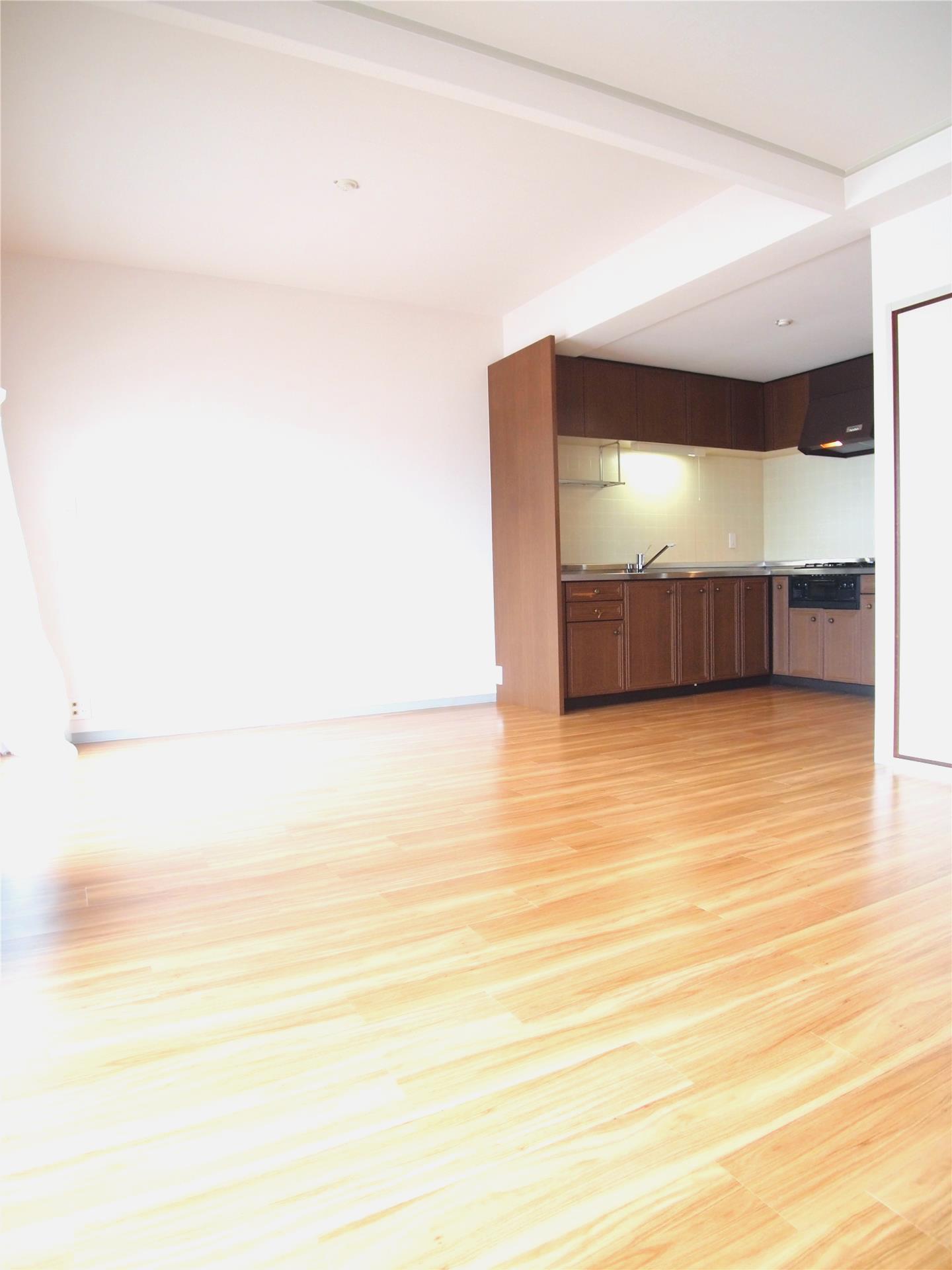 居室・リビング　※写真は同タイプのお部屋です。