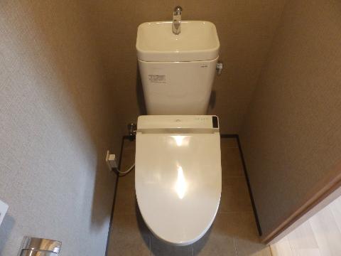 トイレ　トイレ