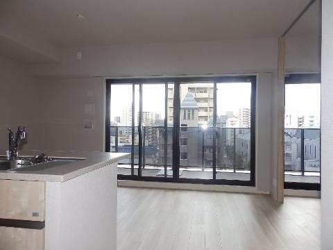 居室・リビング　室内