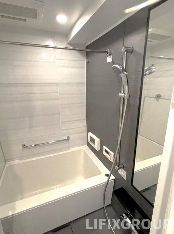 バス・シャワールーム　風呂