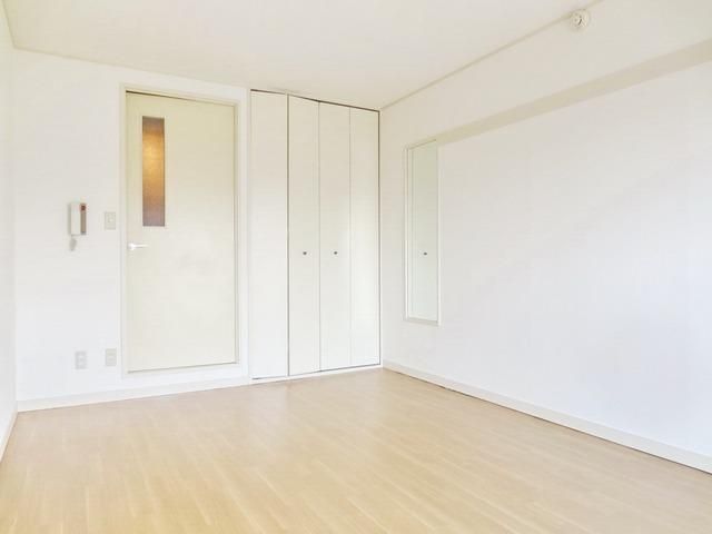 その他部屋・スペース　★居室広々７帖★