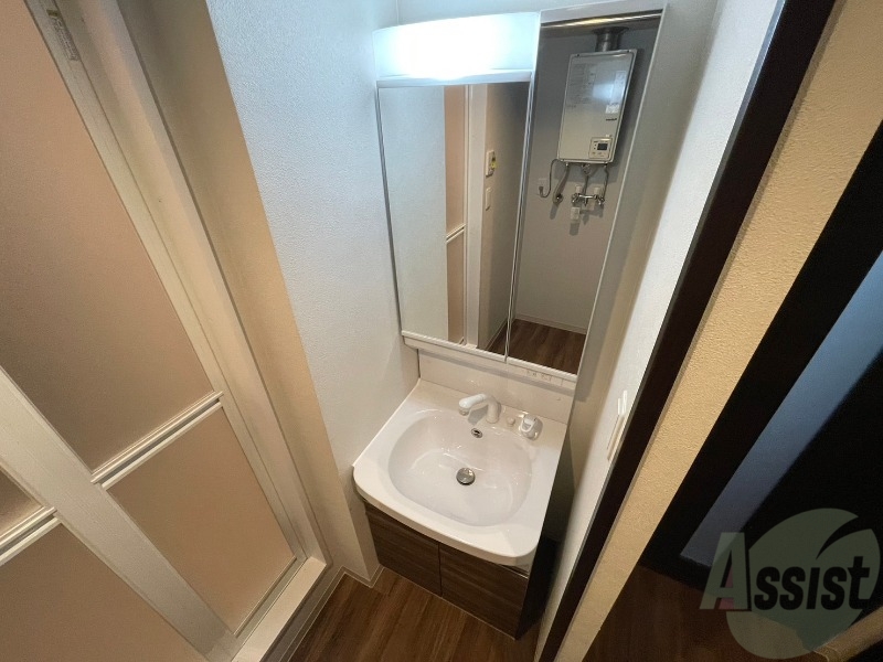 洗面設備　シャンプードレッサーで身支度もラクラクです！