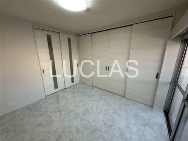 居室・リビング　白基調のくつろぎ空間♪