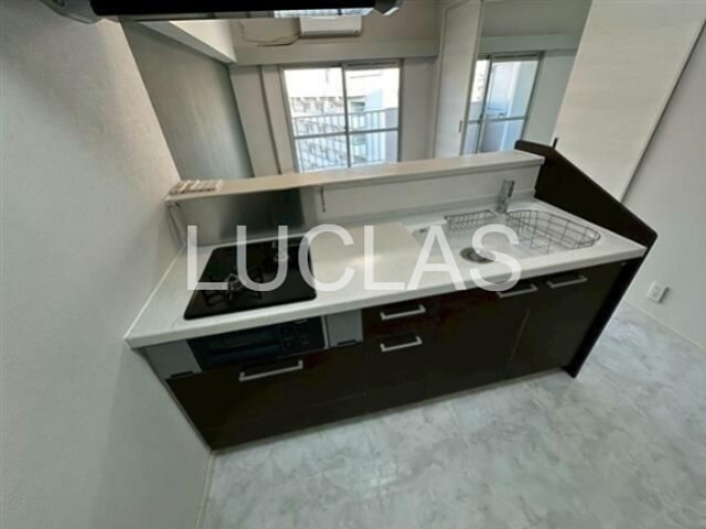 キッチン　2口コンロで使いやすいシステムキッチン♪