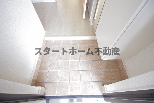 玄関　明るい玄関です