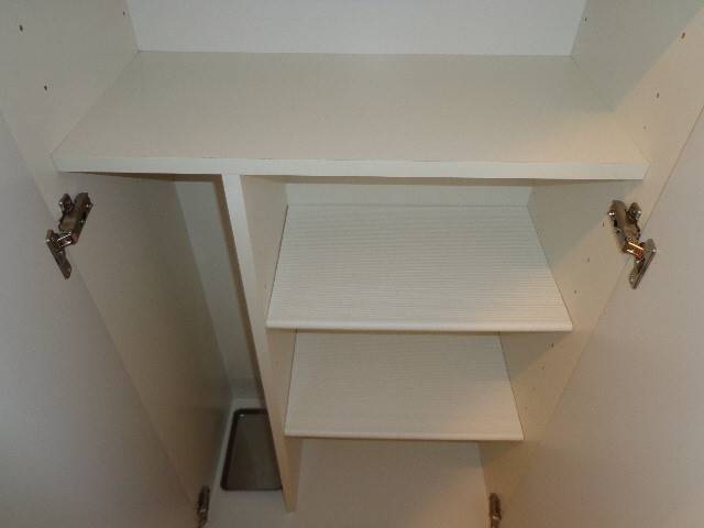 収納　シューズボックス