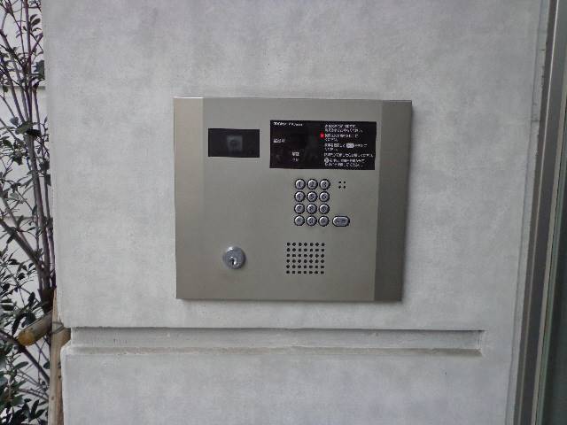 エントランス　オートロック