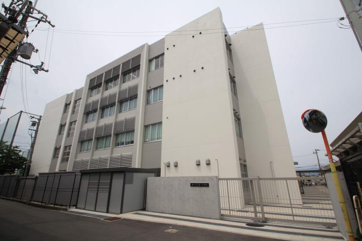 中学校　第一中学校（中学校）まで311m