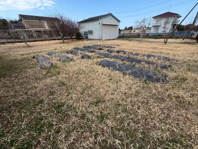 庭　※奥の倉庫も利用可能です