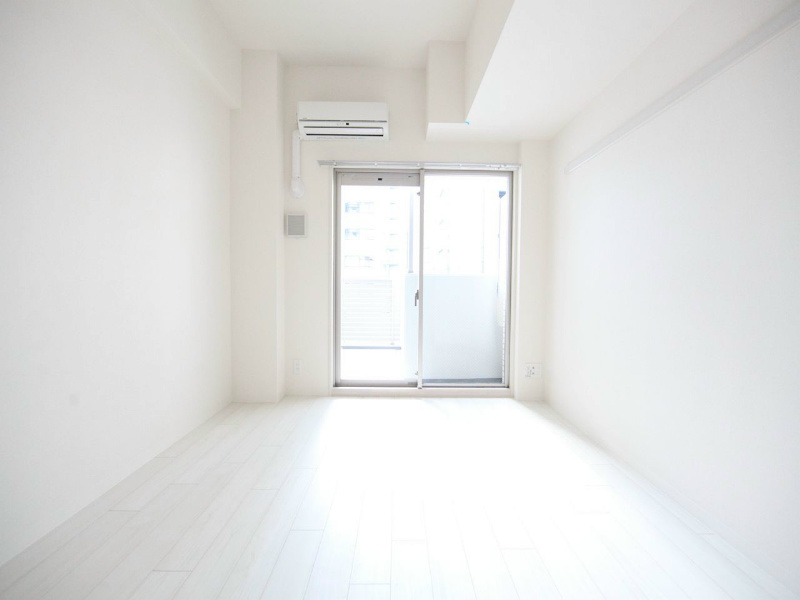 バルコニー　洋室6.1帖　クローゼット付（収納充実）西向きバルコニー