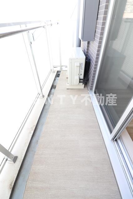 バルコニー　お洗濯にも便利なバルコニー付き