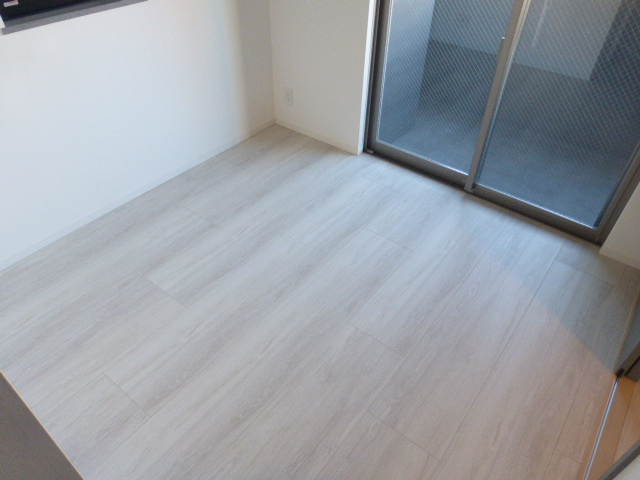 その他部屋・スペース　洋室4.4帖　2面採光、明るい室内