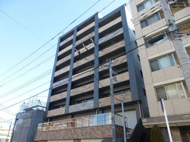 建物外観　”築浅デザイナーズ”　オートロック付、RC造マンション